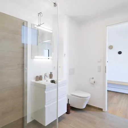 3 Bedroom Beautiful In Lembruch-duemmer * Lembruch